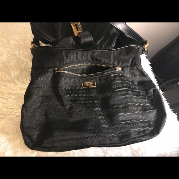 Prada shoulder bag sold to Tradesy - Picture 5 of 7